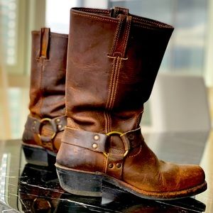 FRYE BOOTS